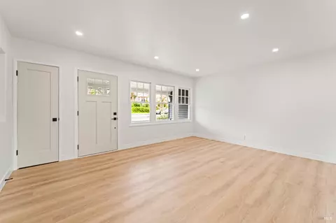 331 Steffan St, Vallejo, CA 94591 photo 9