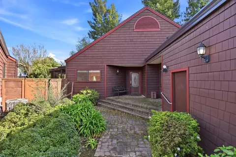 1320 North St #7, Santa Rosa, CA 95404