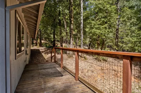 Exterior - 25088 Goose Cir, Willits, CA 95490 photo 3 of 7