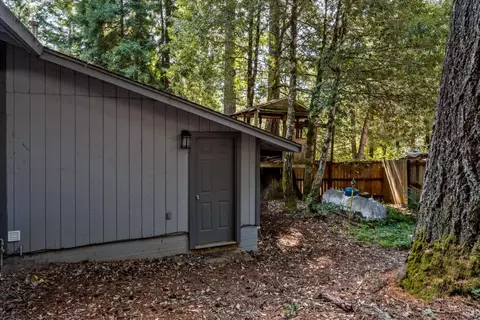 Exterior - 25088 Goose Cir, Willits, CA 95490 photo 4 of 7