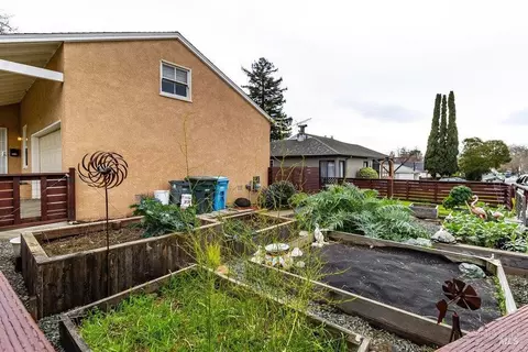 Exterior - 1041 Highland Ave, Vallejo, CA 94590 photo 8 of 43