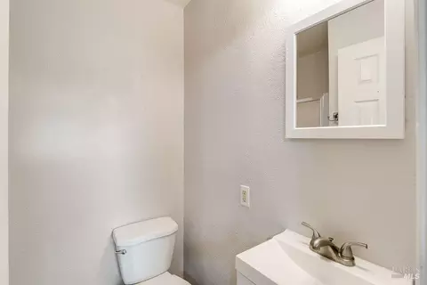 Bath - 1041 Highland Ave, Vallejo, CA 94590 photo 1 of 5