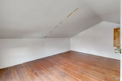 Bedroom - 1041 Highland Ave, Vallejo, CA 94590 photo 7 of 8