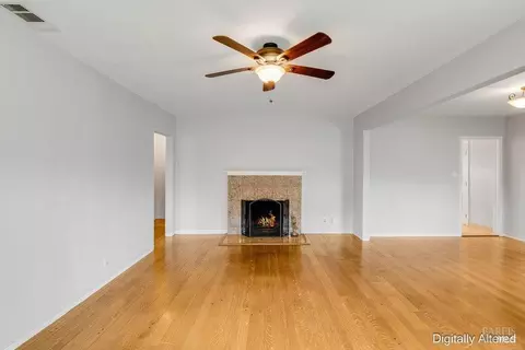 Living - 1041 Highland Ave, Vallejo, CA 94590 photo 4 of 12