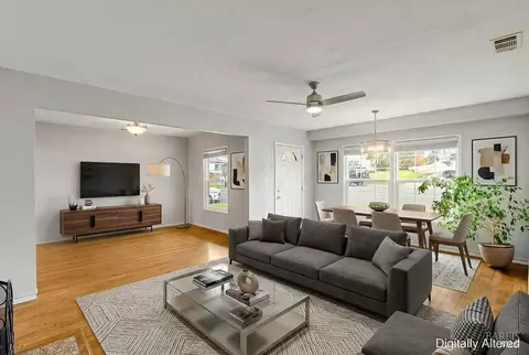 Living - 1041 Highland Ave, Vallejo, CA 94590 photo 7 of 12