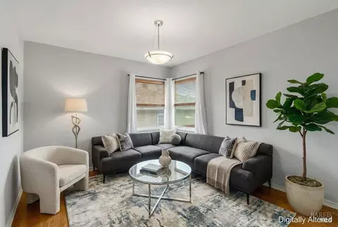 Living - 1041 Highland Ave, Vallejo, CA 94590 photo 11 of 12