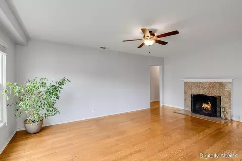 Living - 1041 Highland Ave, Vallejo, CA 94590 photo 2 of 12
