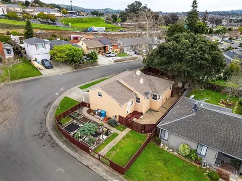 View/Area - 1041 Highland Ave, Vallejo, CA 94590 photo 4 of 7
