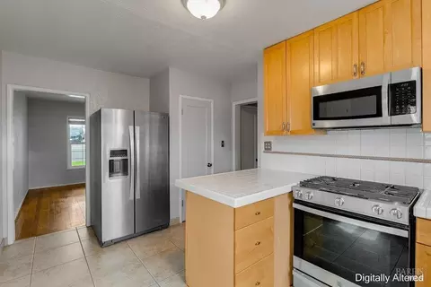 Kitchen - 1041 Highland Ave, Vallejo, CA 94590 photo 6 of 9
