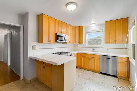 Kitchen - 1041 Highland Ave, Vallejo, CA 94590 photo 1 of 9