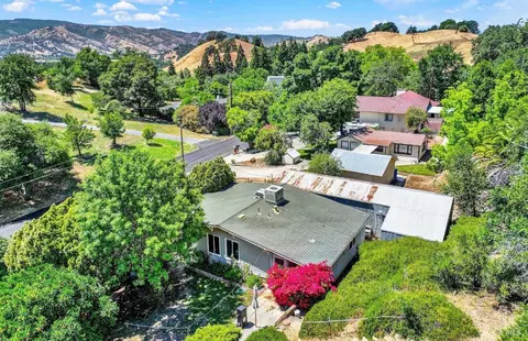 View/Area - 348 Vine St, Vacaville, CA 95688 photo 2 of 4