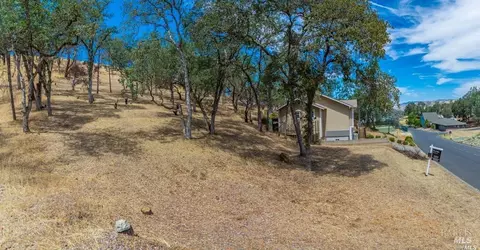 1053 Headlands Drive Dr, Napa, CA 94558 photo 3