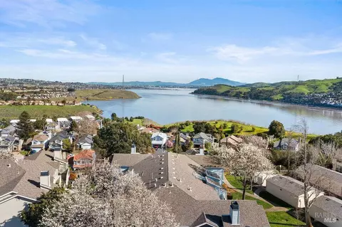 1201 Glen Cove Pkwy #1505, Vallejo, CA 94591