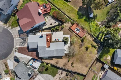 View/Area - 181 Crowsnest Ct, Vallejo, CA 94591 photo 5 of 6