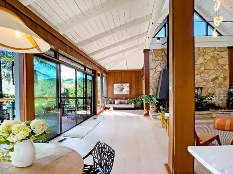 16620 Guernewood Rd, Guerneville, CA 95446