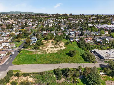 625 E H St, Benicia, CA 94510