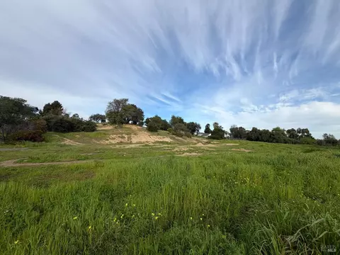 625 E H St, Benicia, CA 94510 photo 6