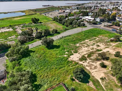 625 E H St, Benicia, CA 94510 photo 18