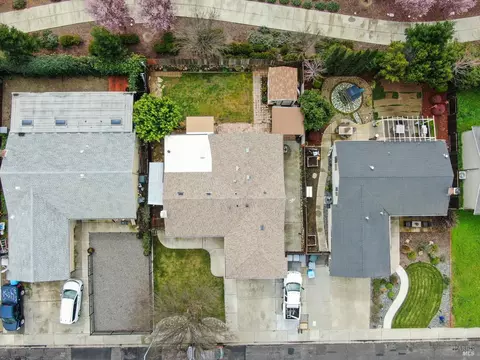 View/Area - 196 Somerville Dr, Vacaville, CA 95687 photo 14 of 14