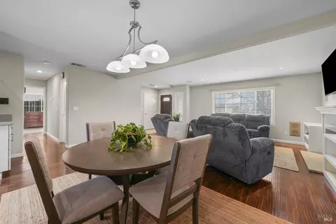 Dining - 196 Somerville Dr, Vacaville, CA 95687 photo 2 of 3