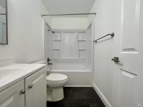 Bath - 2932 Montclair Way, Fairfield, CA 94534 photo 1 of 4
