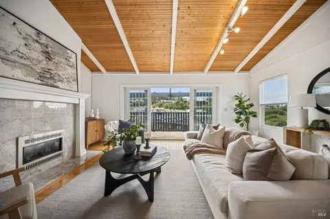 621 Nevada St, Sausalito, CA 94965