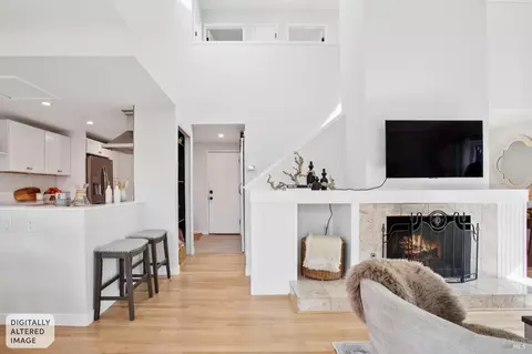 18 Dunlin Ct, San Rafael, CA 94903