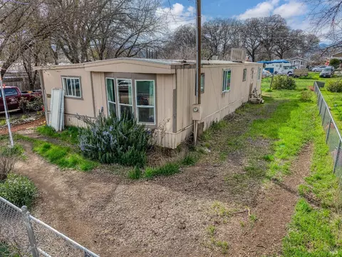 3393 Green Ave, Clearlake, CA 95422 photo 2