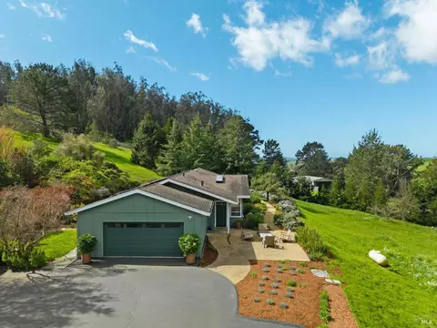 Exterior - 5855 Bodega Ave, Petaluma, CA 94952 photo 2 of 31