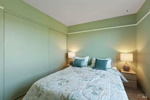 Bedroom - 1000 Topsail Dr, Vallejo, CA 94591 photo 2 of 7