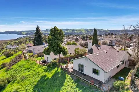 View/Area - 1000 Topsail Dr, Vallejo, CA 94591 photo 7 of 7