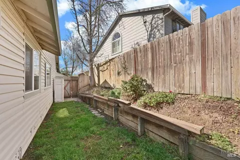 Exterior - 1000 Topsail Dr, Vallejo, CA 94591 photo 12 of 12