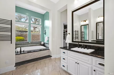 Bath - 5335 Boulder Ridge Ct, Fairfield, CA 94534 photo 4 of 8