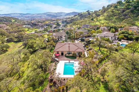 View/Area - 5335 Boulder Ridge Ct, Fairfield, CA 94534 photo 4 of 7