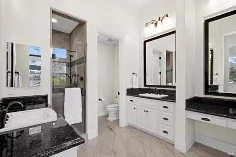 Bath - 5335 Boulder Ridge Ct, Fairfield, CA 94534 photo 2 of 8