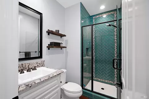 Bath - 5335 Boulder Ridge Ct, Fairfield, CA 94534 photo 7 of 8