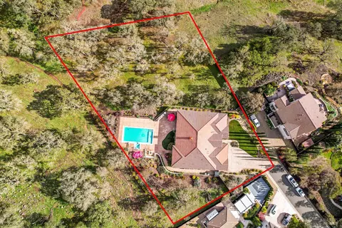 View/Area - 5335 Boulder Ridge Ct, Fairfield, CA 94534 photo 2 of 7