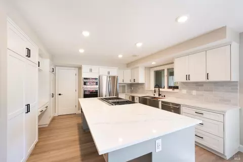 Kitchen - 1275 Summit Lake Dr, Angwin, CA 94508 photo 4 of 6