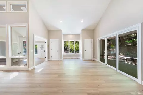 Living - 1275 Summit Lake Dr, Angwin, CA 94508 photo 6 of 10