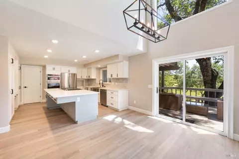 Kitchen - 1275 Summit Lake Dr, Angwin, CA 94508 photo 2 of 6
