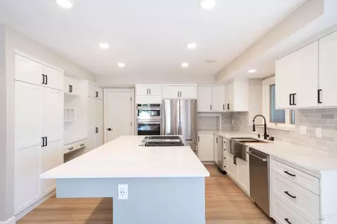 Kitchen - 1275 Summit Lake Dr, Angwin, CA 94508 photo 3 of 6