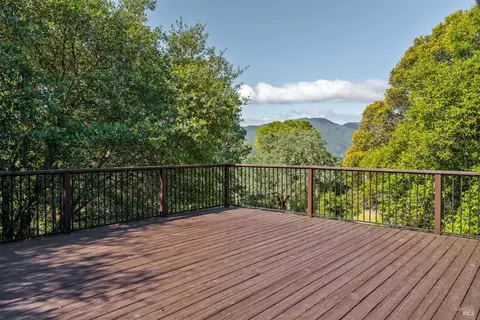 Exterior - 888 Watson Rd, Ukiah, CA 95482 photo 5 of 10