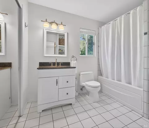 Bath - 445 Marshall Ave, Petaluma, CA 94952 photo 1 of 4