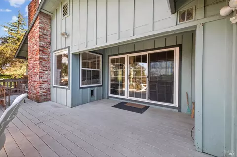Exterior - 445 Marshall Ave, Petaluma, CA 94952 photo 7 of 14