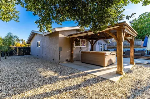 Exterior - 232 Aragon St, Vallejo, CA 94591 photo 11 of 16