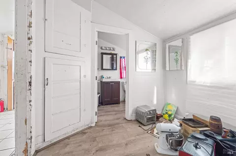 Entry Way - 318 Ohio St, Vallejo, CA 94590 photo 1 of 1