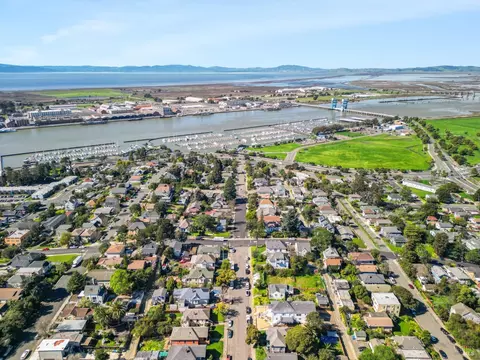 View/Area - 318 Ohio St, Vallejo, CA 94590 photo 12 of 12