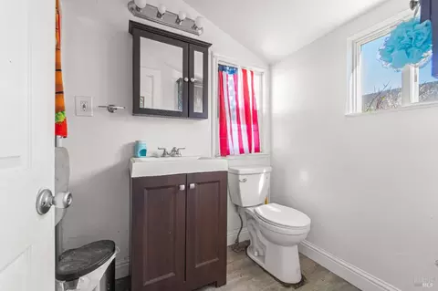 Bath - 318 Ohio St, Vallejo, CA 94590 photo 1 of 1