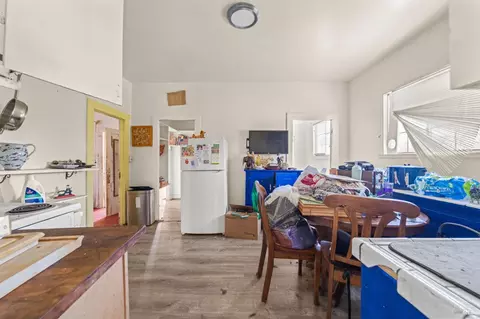 Kitchen - 318 Ohio St, Vallejo, CA 94590 photo 3 of 3
