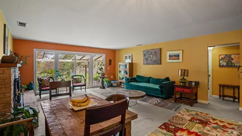 Living - 5932 Fredricks Rd, Sebastopol, CA 95472 photo 3 of 7
